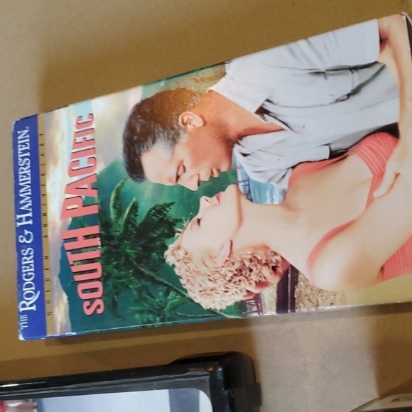 6 VHS vintage video tapes Gigi King & I Music Man My Fair Lady South Pacific - Picture 4 of 7